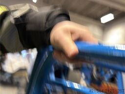 Genie S-65xc telescopic lift for sale with a basket lift