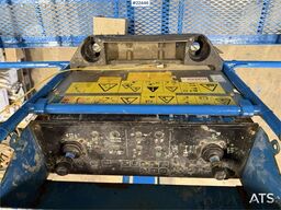 Genie S-65xc telescopic lift for sale with a basket lift