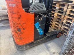 Rocla S16 reach truck with charger