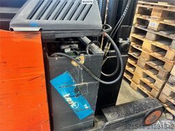 Rocla S16 reach truck with charger