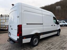 MERCEDES-BENZ Sprinter 319CDI V6 Kasten L2H2 RWD LED AHK3500KG