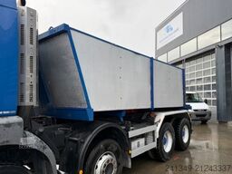 RENAULT Kerax 420 8x4 Thermokipper