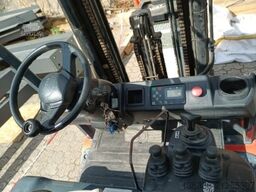 Toyota traigo 8FBMKT25