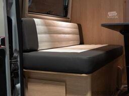 SUNLIGHT CLIFF 540 VAN LIFE