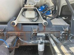 Volvo FE 6x2 concrete truck w/ 7m3 drum