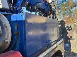 Mercedes-Benz Arocs with a Meyco Roadrunner concrete spray unit