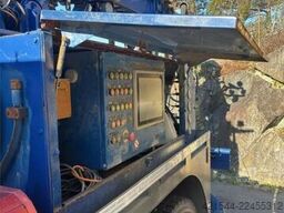 Mercedes-Benz Arocs with a Meyco Roadrunner concrete spray unit