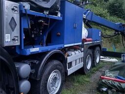 Mercedes-Benz Arocs with a Meyco Roadrunner concrete spray unit