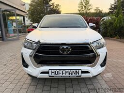 TOYOTA Hilux 2,4D Double Cab Comfort 4x4 Hardtop Autom.