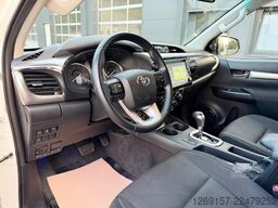 TOYOTA Hilux 2,4D Double Cab Comfort 4x4 Hardtop Autom.