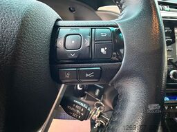 TOYOTA Hilux 2,4D Double Cab Comfort 4x4 Hardtop Autom.