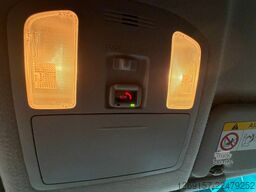 TOYOTA Hilux 2,4D Double Cab Comfort 4x4 Hardtop Autom.