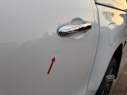TOYOTA Hilux 2,4D Double Cab Comfort 4x4 Hardtop Autom.