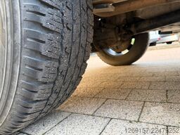 TOYOTA Hilux 2,4D Double Cab Comfort 4x4 Hardtop Autom.