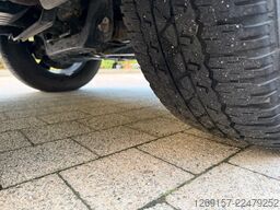 TOYOTA Hilux 2,4D Double Cab Comfort 4x4 Hardtop Autom.