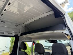 IVECO Daily 3,0L Diesel 35S18 Kasten Mixto *AHK3,5t*