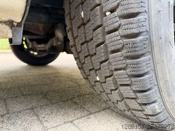 MERCEDES-BENZ Sprinter 319CDI 3,0L V6 Kasten L2H1 3,5t SORTIMO
