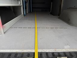 MERCEDES-BENZ Sprinter 319CDI 3,0L V6 Kasten L2H1 3,5t SORTIMO