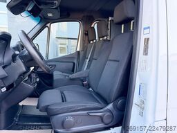 MERCEDES-BENZ Sprinter 519 CDI 3,0 V6 Pritsche Plane DoKa RWD