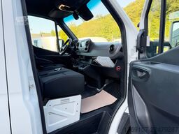 MERCEDES-BENZ Sprinter 519 CDI 3,0 V6 Pritsche Plane DoKa RWD