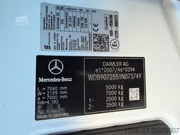 MERCEDES-BENZ Sprinter 519 CDI 3,0 V6 Pritsche Plane DoKa RWD