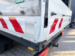 MERCEDES-BENZ Sprinter 519 CDI 3,0 V6 Pritsche Plane DoKa RWD