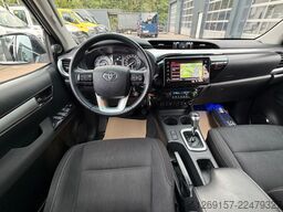 TOYOTA Hilux 2,4D Double Cab Comfort 4x4 Hardtop Autom.