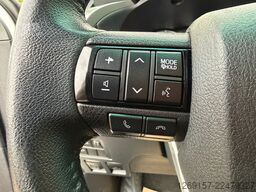 TOYOTA Hilux 2,4D Double Cab Comfort 4x4 Hardtop Autom.