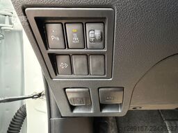 TOYOTA Hilux 2,4D Double Cab Comfort 4x4 Hardtop Autom.