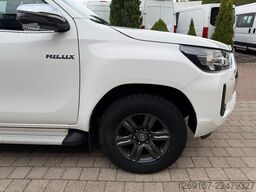TOYOTA Hilux 2,4D Double Cab Comfort 4x4 Hardtop Autom.