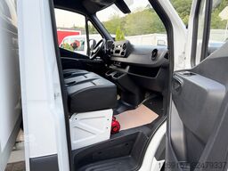 MERCEDES-BENZ Sprinter 315 CDI Koffer 3,5t Ladebordwand L3 LBW