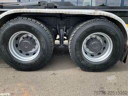 Iveco Trakker AD450T/P Euro 6 Hiab 18 Tonmeter laadkraan
