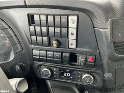 Iveco Trakker AD450T/P Euro 6 Hiab 18 Tonmeter laadkraan