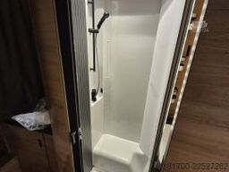 Knaus L!VE WAVE 650 MEG Black Selection *TraumMobil*Automatik*
