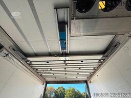 SCHMITZ CARGOBULL SCB*S2/Carrier Twin Cool Icland/TÜV:01.27