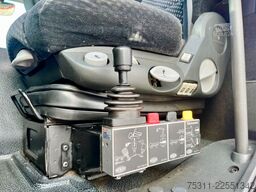 MERCEDES-BENZ Actros 1841 AK 4x4 MP3  Atlas TLC105.2*FUNK*Kran