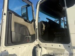 MAN TGX 26.440 6x2-4 LL Maschinen Transporter