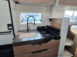 BÜRSTNER Signature SFT 7.4 180PS, 18, AHK, Markise