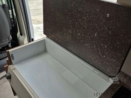 BÜRSTNER Papillon PC 6.0 Ohne Schlafdach / 140 PS Automat