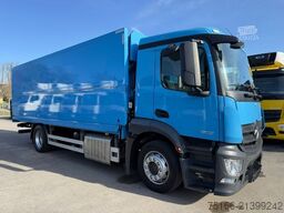 MERCEDES-BENZ ANTOS 1832 L Getränkekoffer 6,35 m Türen