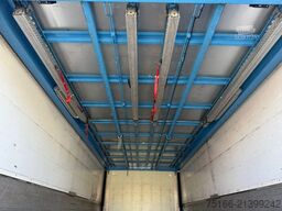 MERCEDES-BENZ ANTOS 1832 L Getränkekoffer 6,35 m Türen