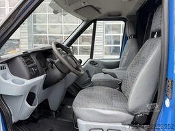 ford Transit/Turneo