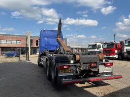 Scania R 410 + HAAKARM SYSTEEM 25ton + 6X2 + LIFT AS +...