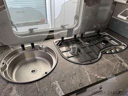 Bürstner Averso 535 TL Harmony Line Mover, 2000 kg, SAT