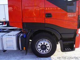 Iveco Stralis 460 E6 tractor unit/ Sleeper cab