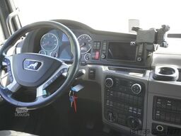 MAN TGX 18.470 4x4H tractor unit