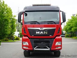 MAN TGX 33.640 6x4 tractor unit / GVM 70 t