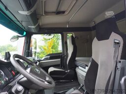 MAN TGX 33.640 6x4 tractor unit / GVM 70 t