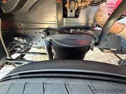Mercedes-Benz Axor 1829L Staplerhalterung Schiebeplane Türen hinten