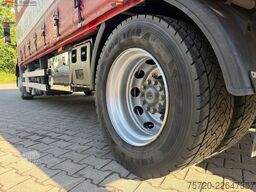 Mercedes-Benz Axor 1829L Staplerhalterung Schiebeplane Türen hinten